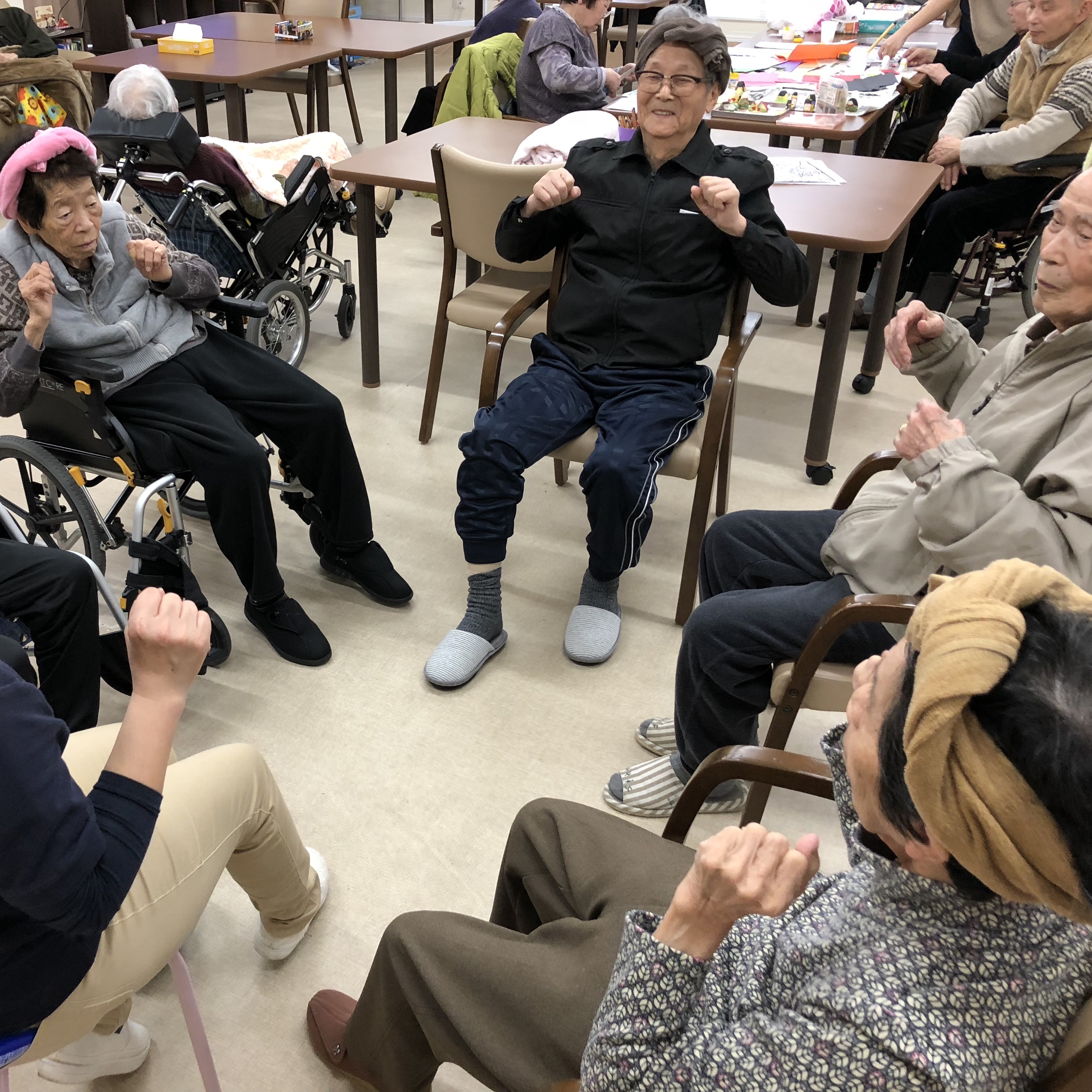 92356D70-3065-49EA-B238-9BB85A612773