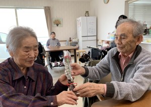 FEA1E557-CC74-4990-9432-8992CFA13B1D