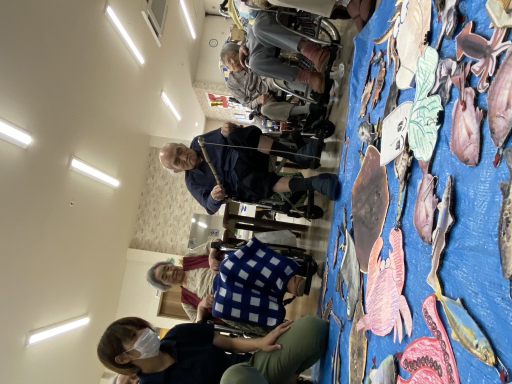 EF98A83B-4EF9-48C3-8352-7195CDFCC92D