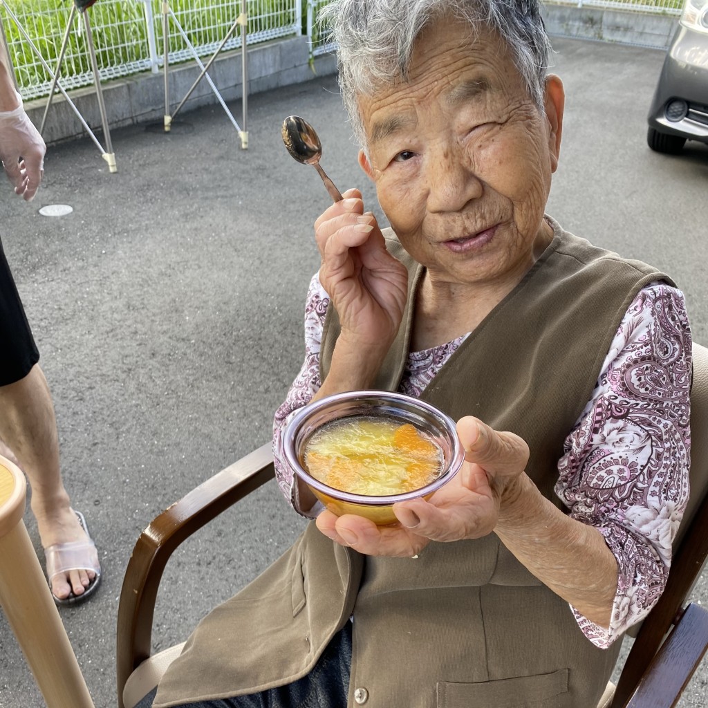 E10E79C9-4DE3-4550-92BB-8BFA84F38470