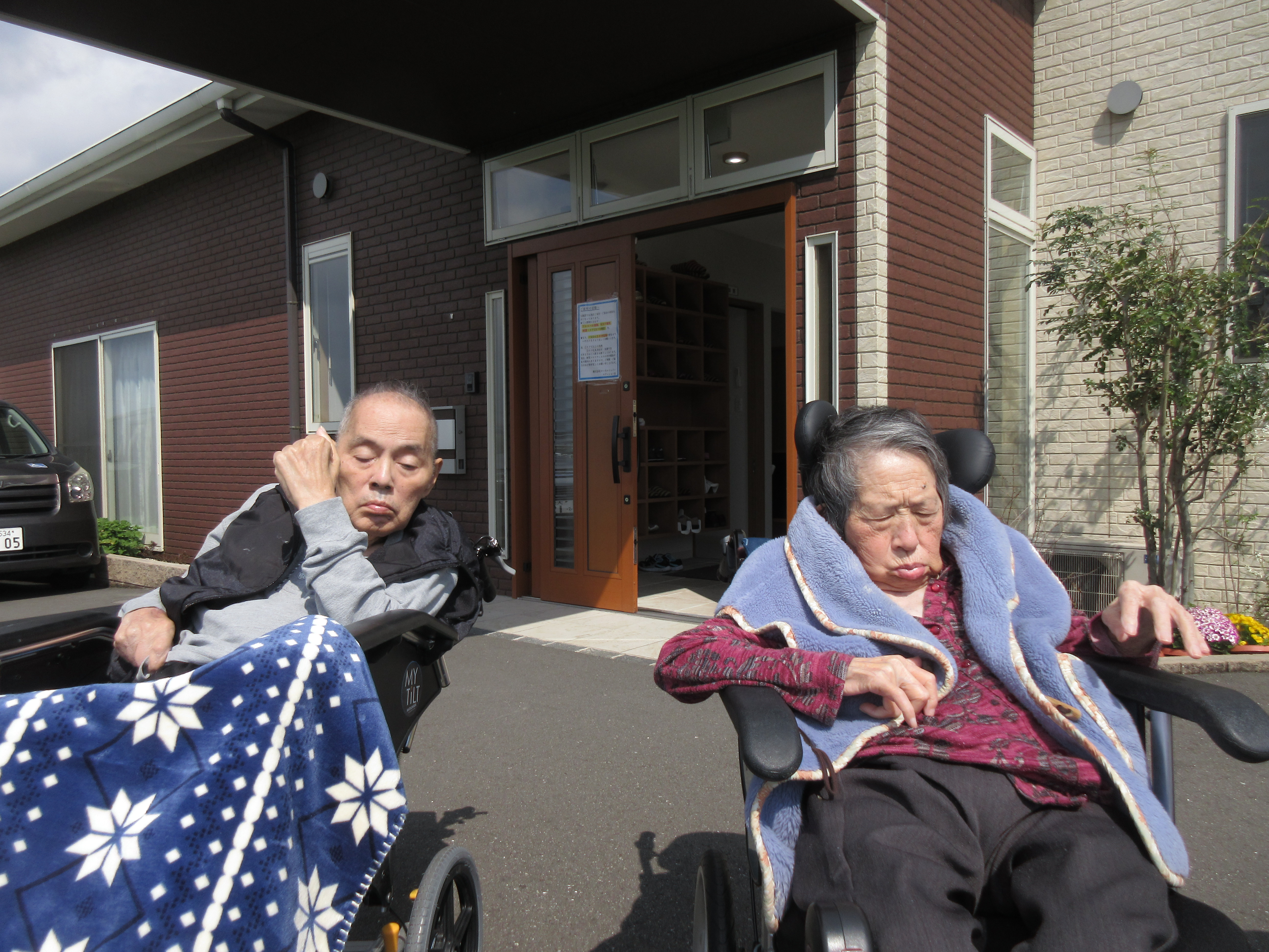 R3.3.13小春日和　山本様　カツ様