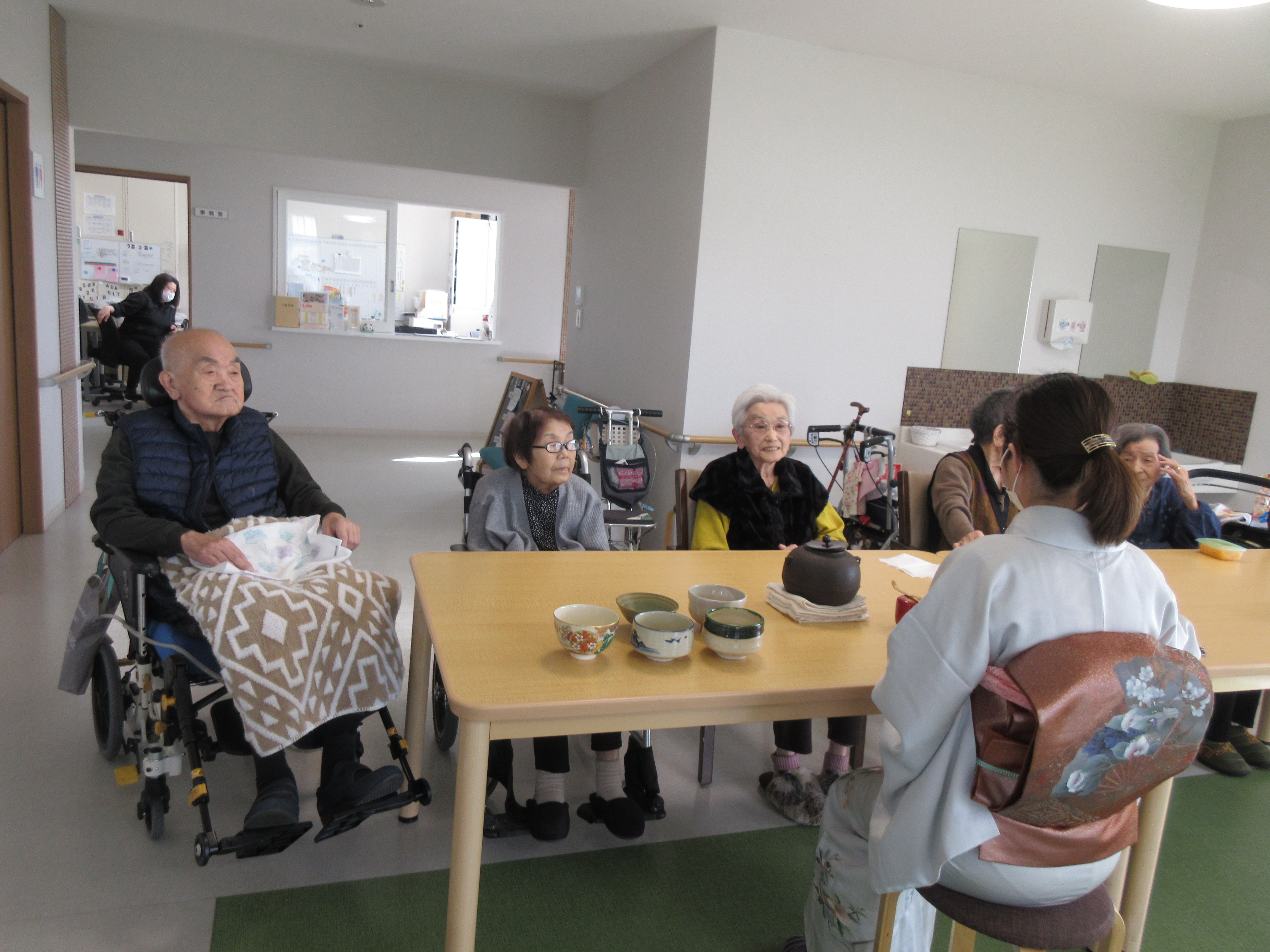 R3.3.3お抹茶会　　みんな