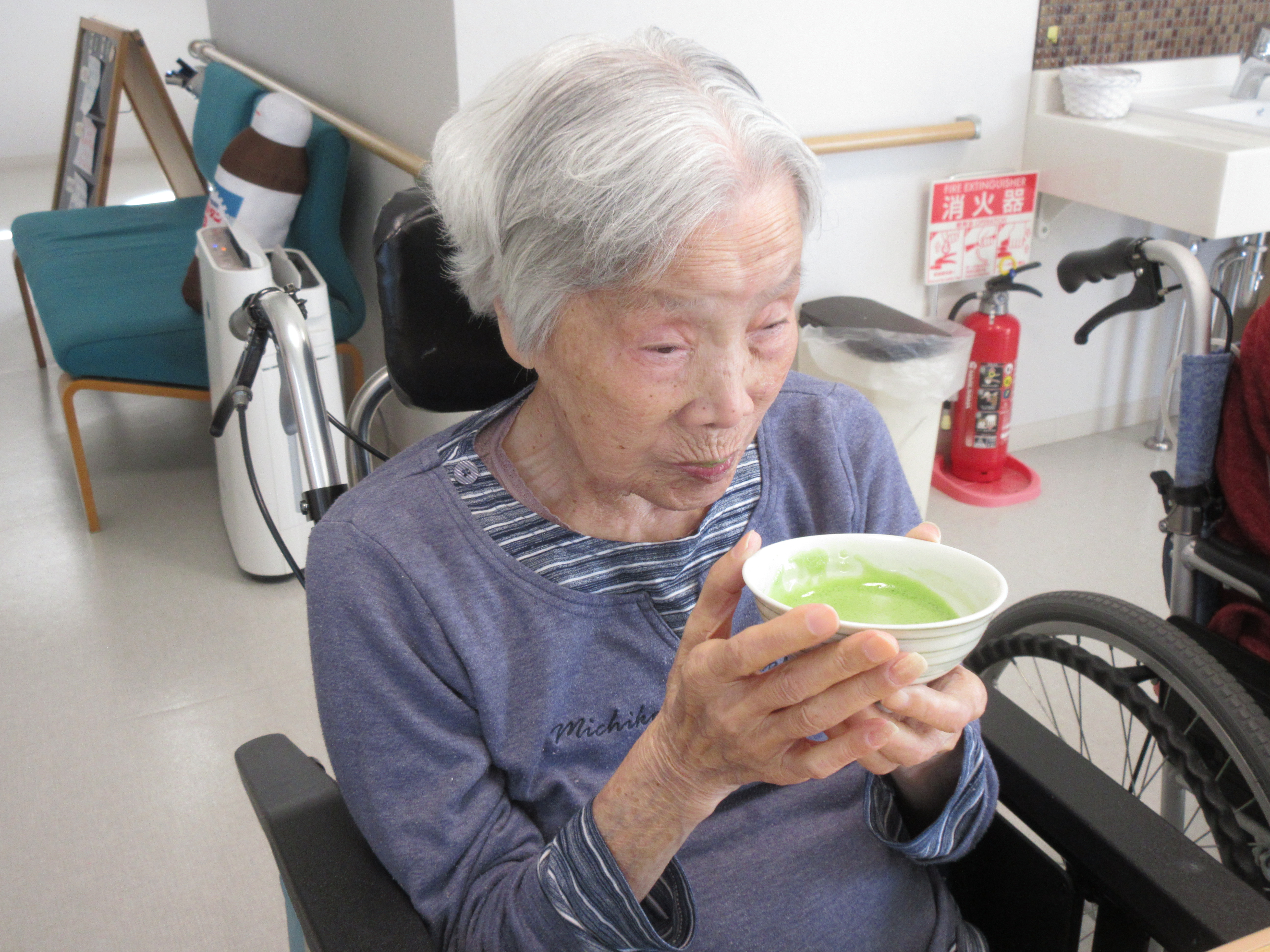 R3.3.3お抹茶会油布様２