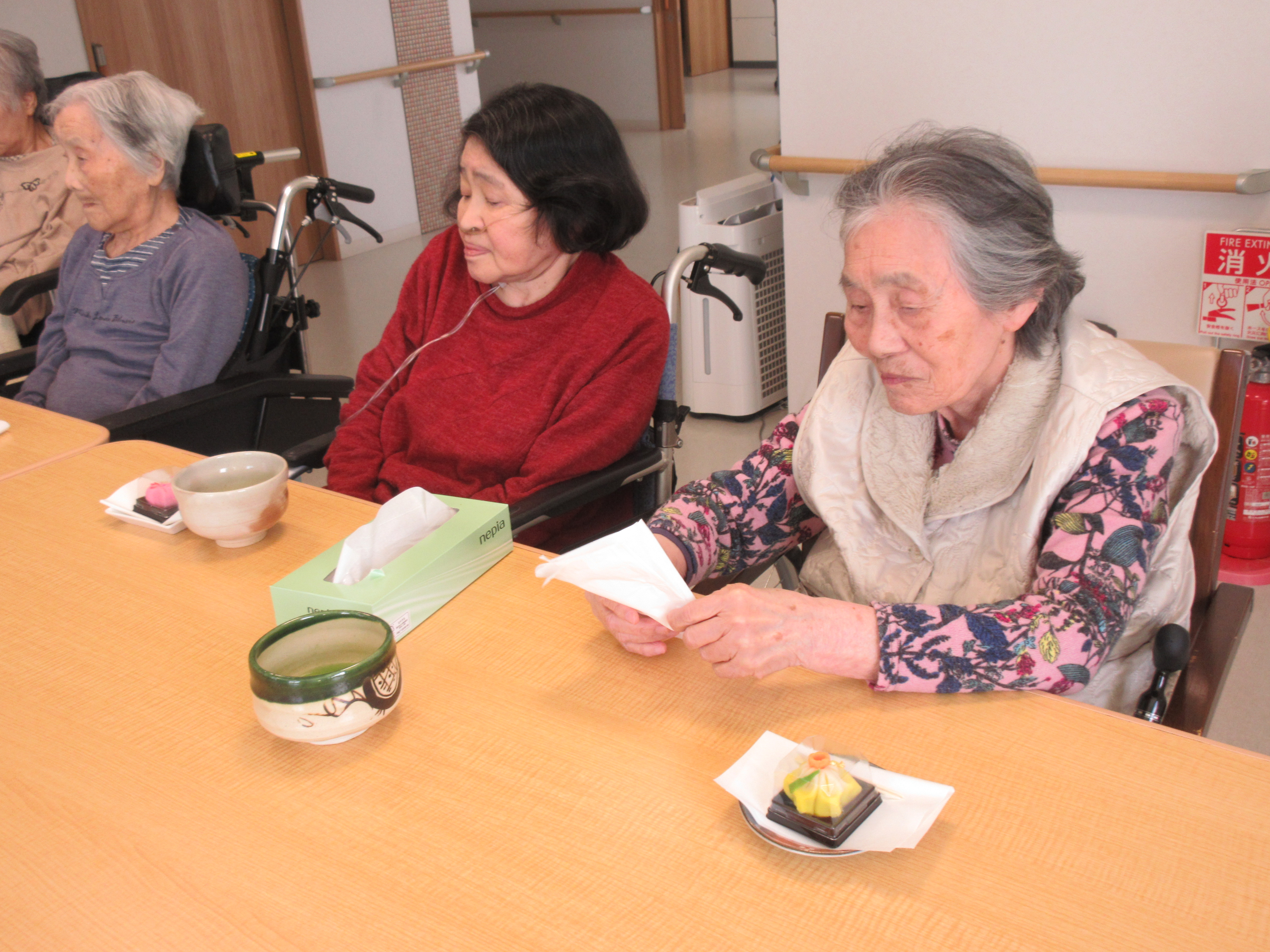 R3.3.3お抹茶会油布様宮城様丸尾様