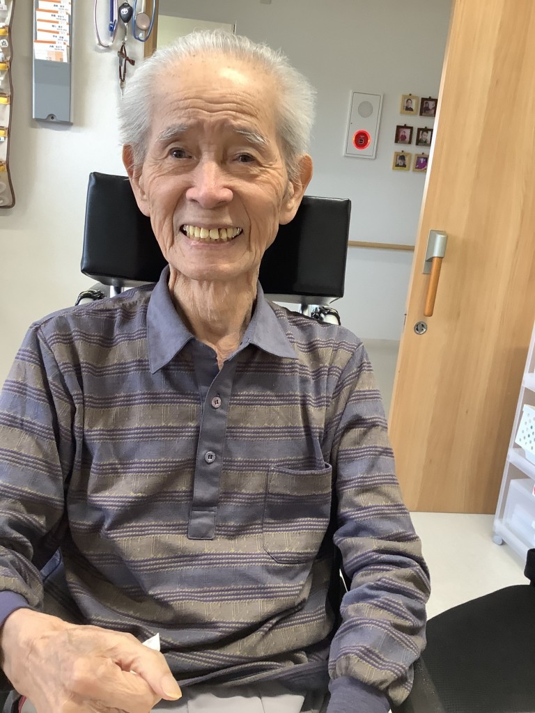 E2C14B55-7BBD-4F9E-94F0-5AC5A999BB35