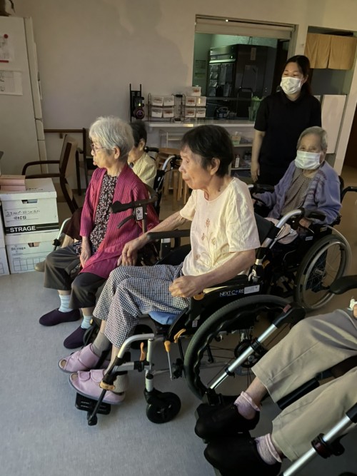 31AA76DA-D7D2-4FB2-9132-7F13195752A2