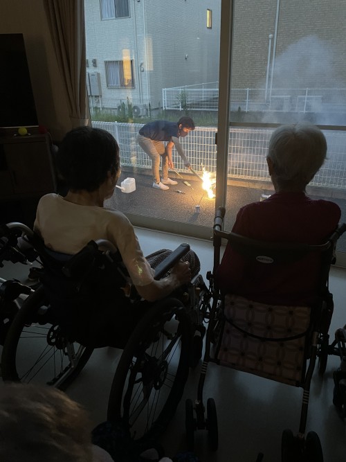 6E19F2A6-09DC-42D9-B91A-40E15C50918A