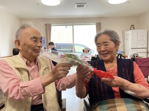 D1998398-4C52-4717-AED8-1DB8E5051CAF