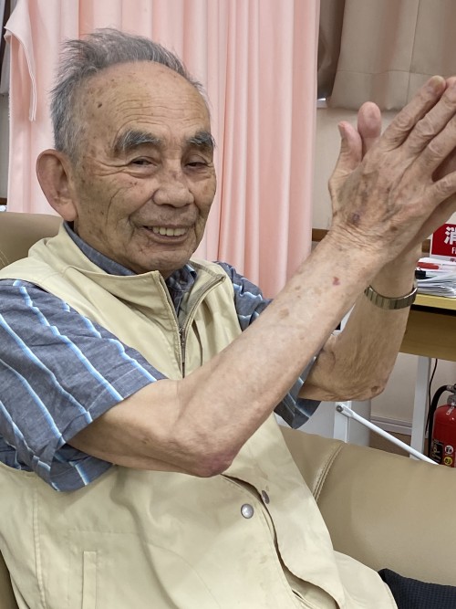 FA524C13-BAB0-474F-AEF8-E9E17A5710D2