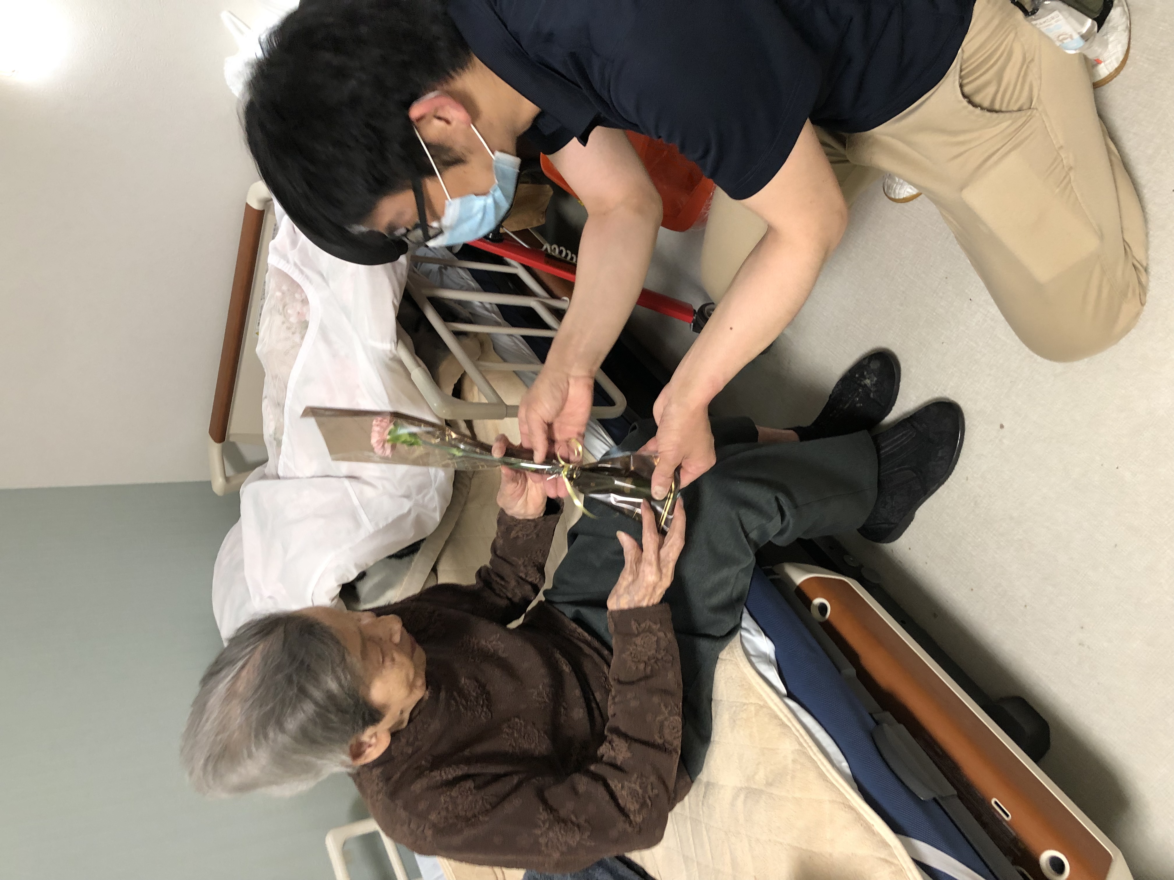 E49B237B-3212-4565-B4B4-5C716AF53DE7