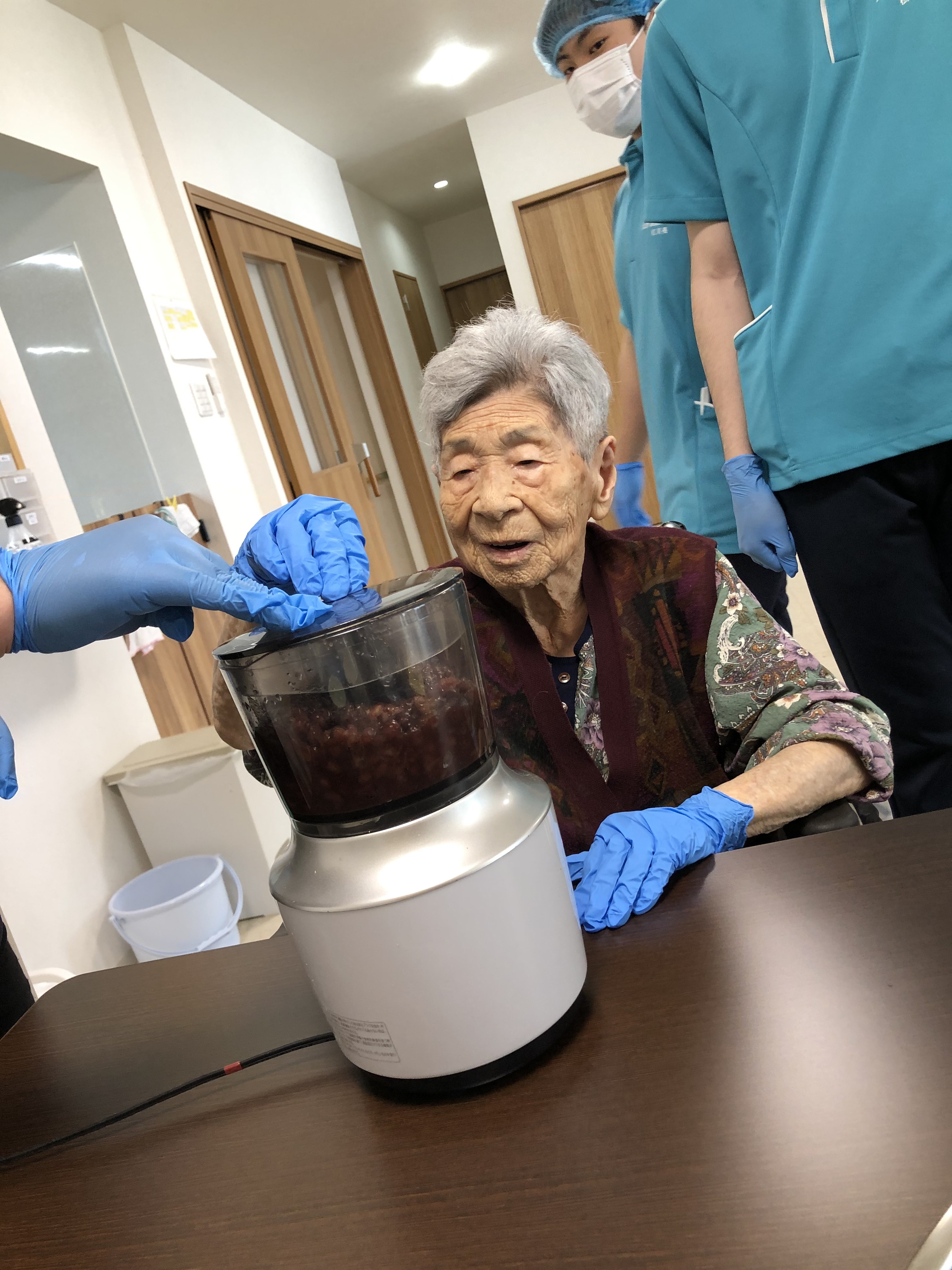 2574FB73-D9C4-4117-85E0-BF0C2F2BE902