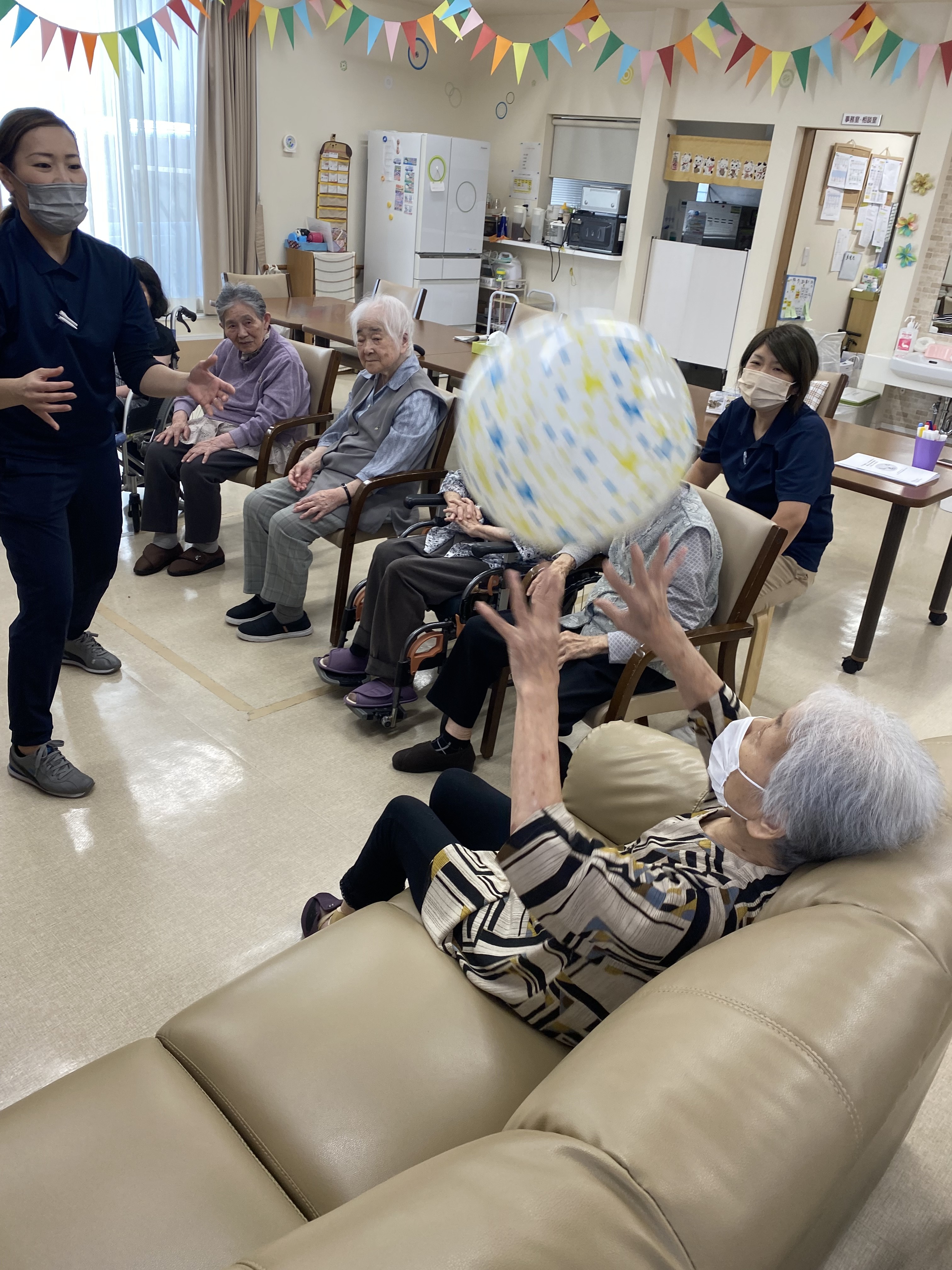 3241D9B9-6CAB-44C4-9911-CABBCF9973C8