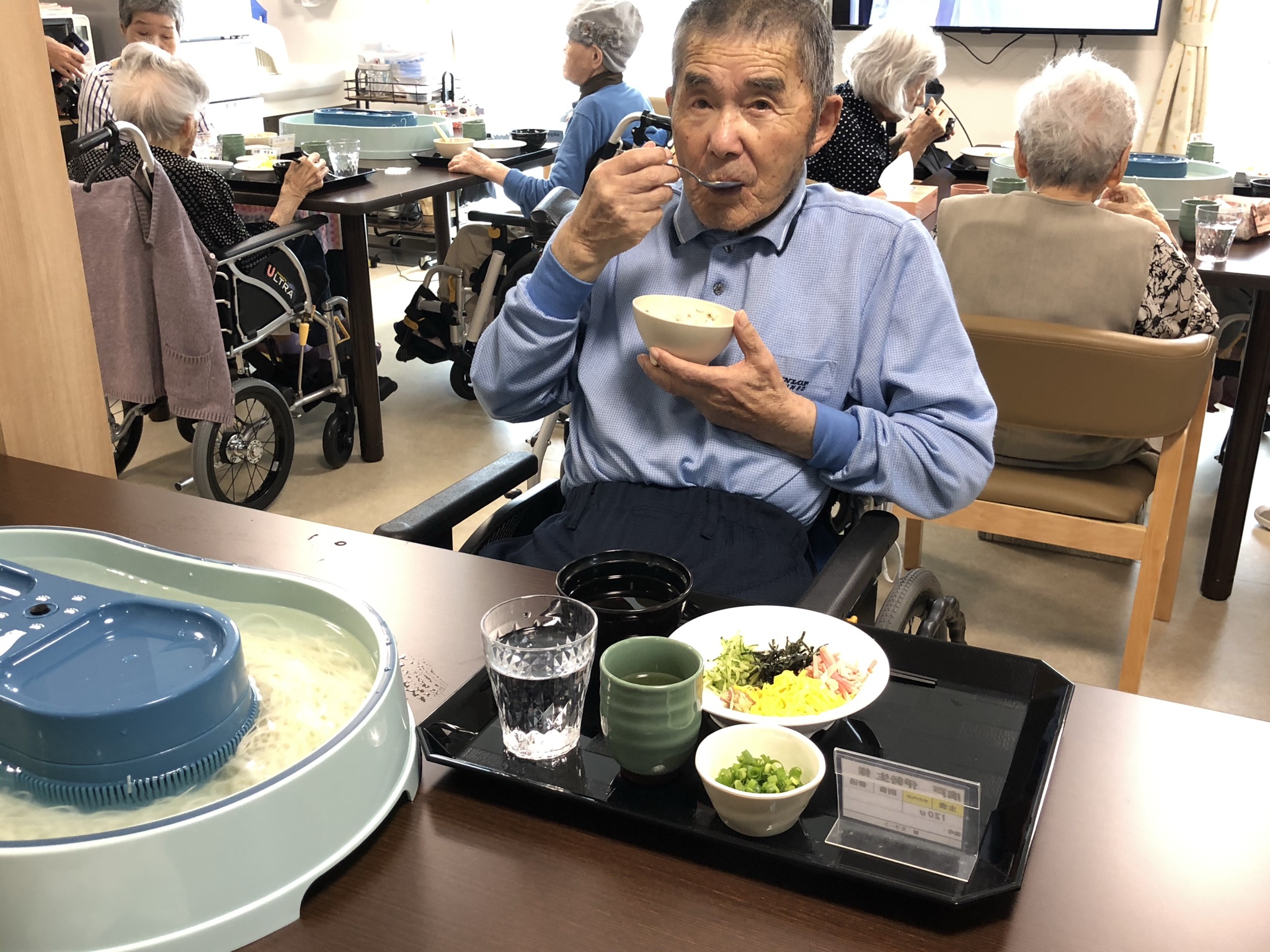 80213A4E-673F-405D-AB37-088AD597C27F