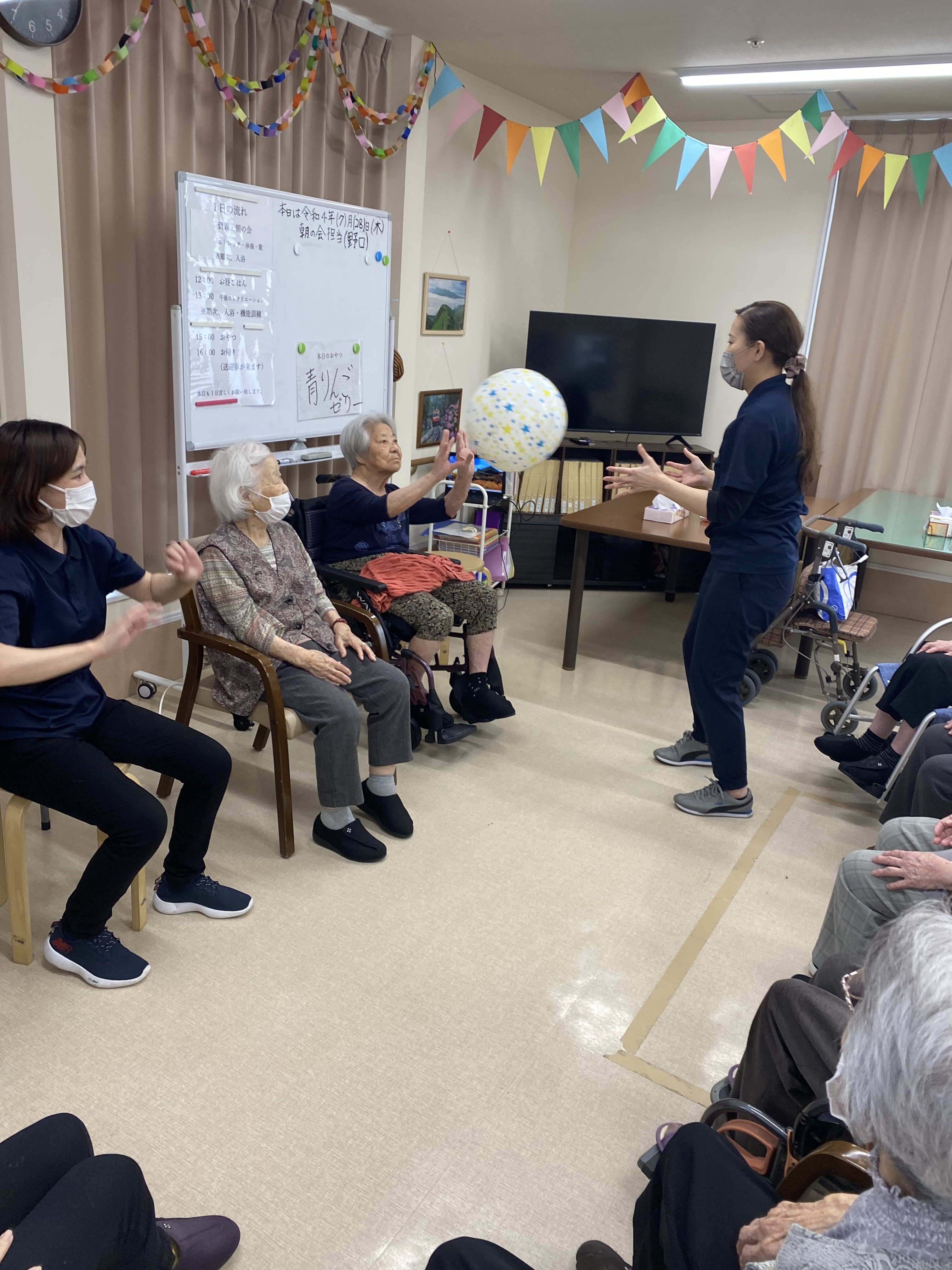 CCEB0E12-304D-4F77-B1F4-C6633042726C