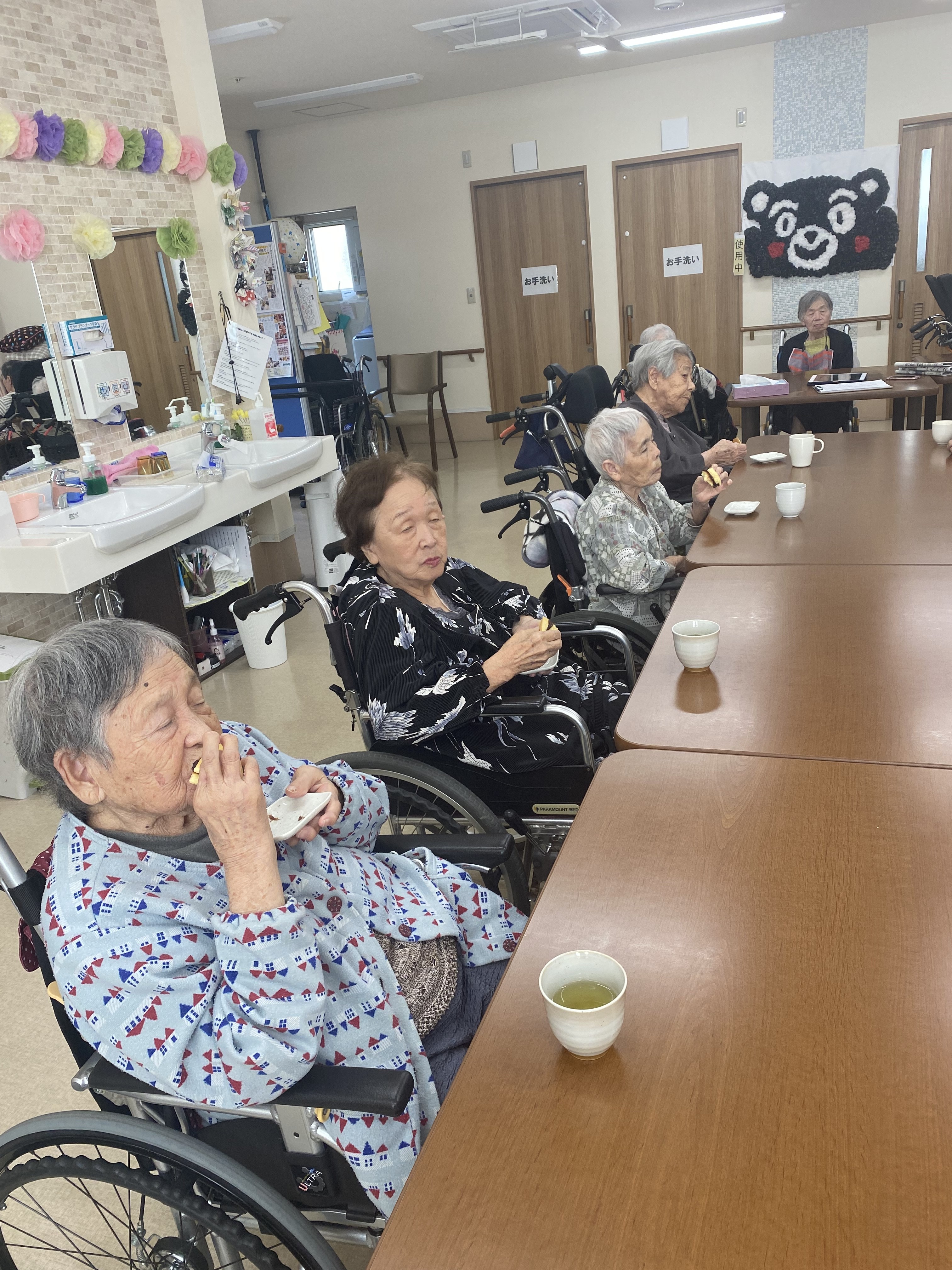 34D83073-85C9-4E57-AECC-A52ED1D77ADA