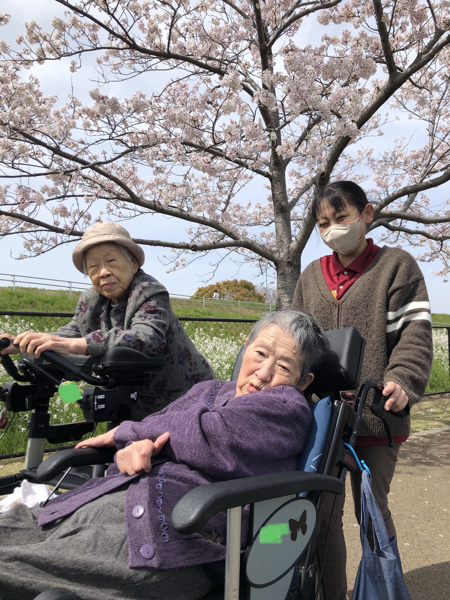 1193CE04-5D04-47F5-87B4-6F35AA08CC85