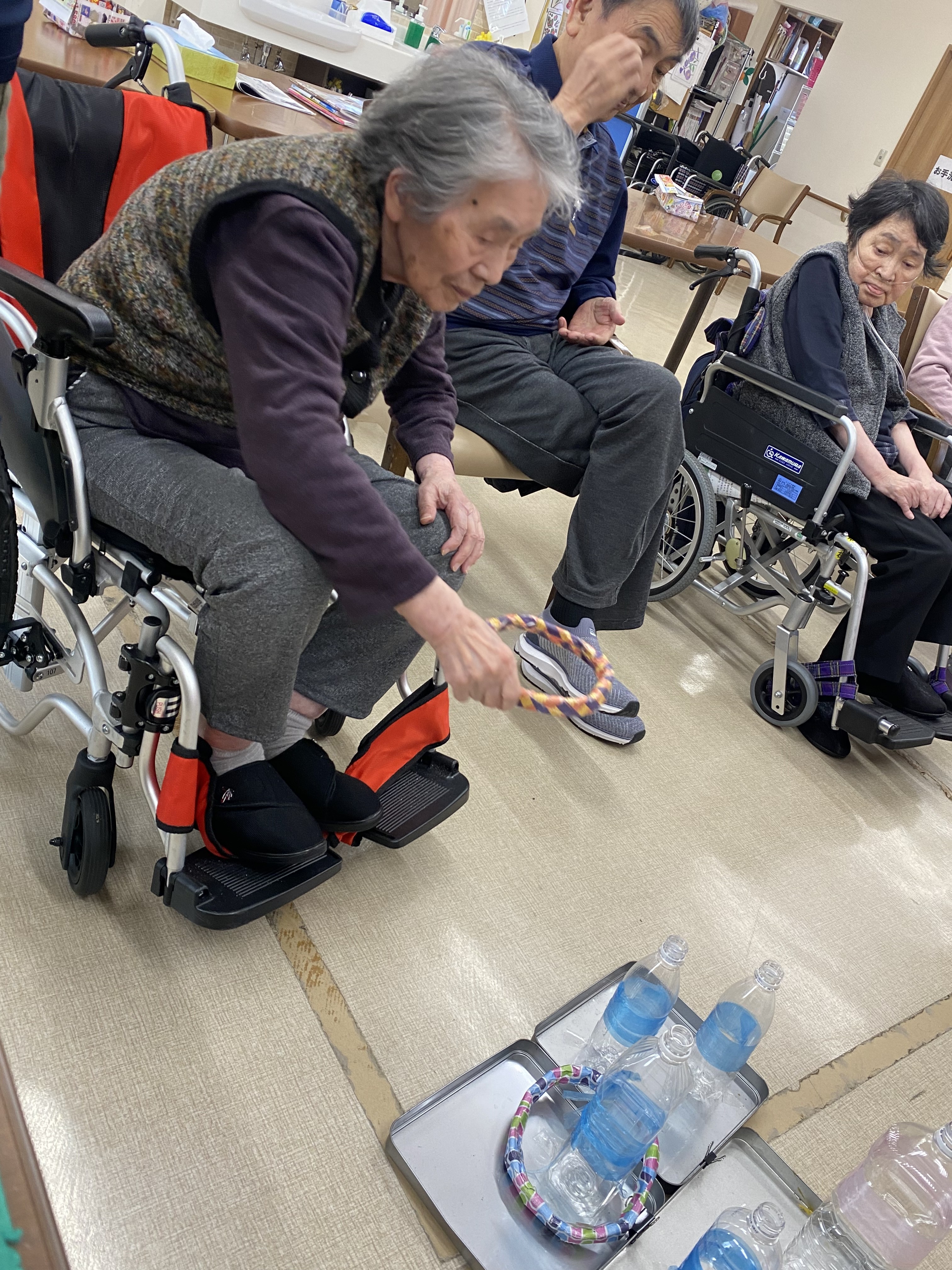 8E80DF7E-6423-4D58-A573-FD0ADACE9B17