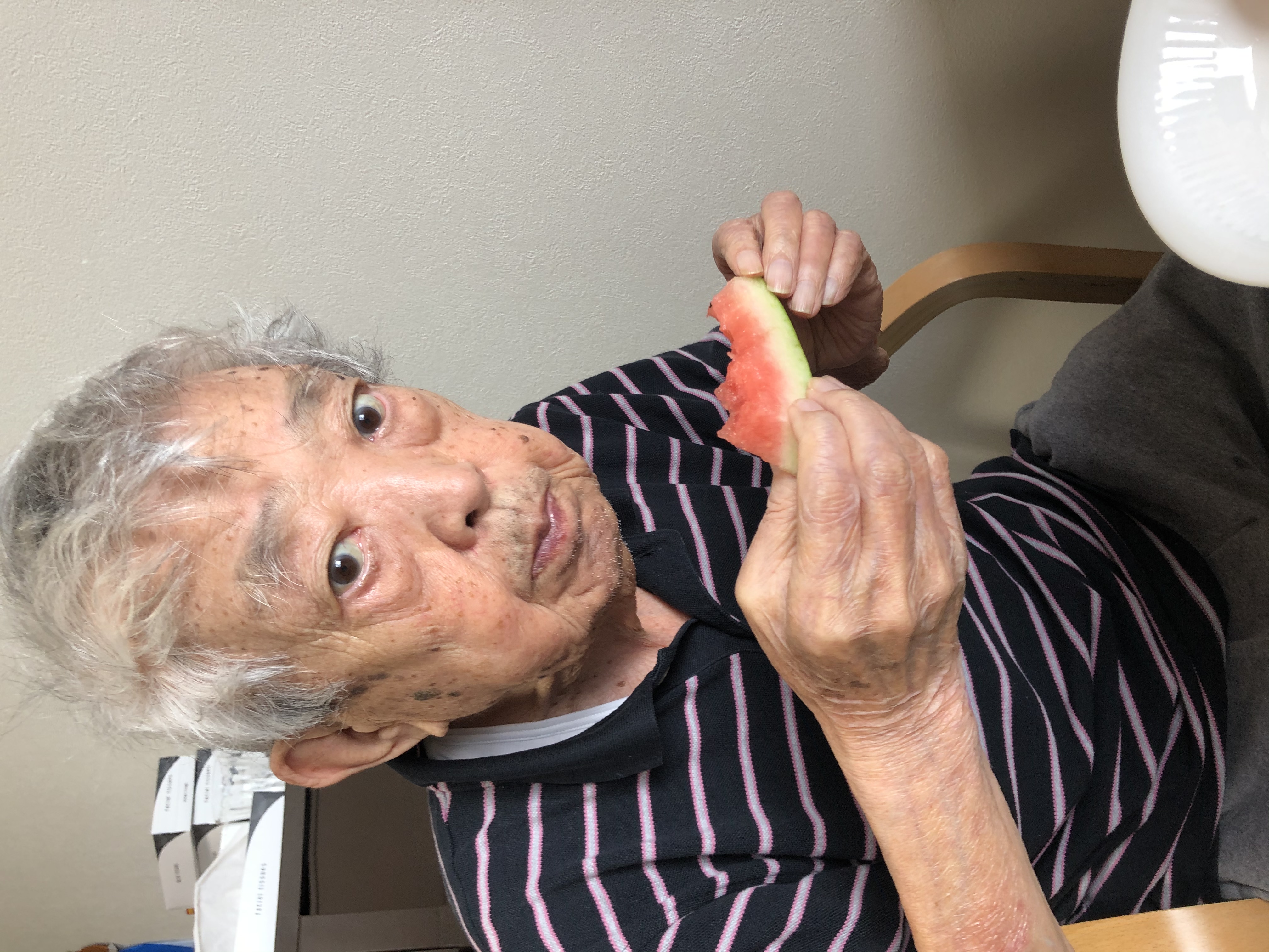 2C0E8EC1-355F-403C-A32D-FB7E95A9D6F8