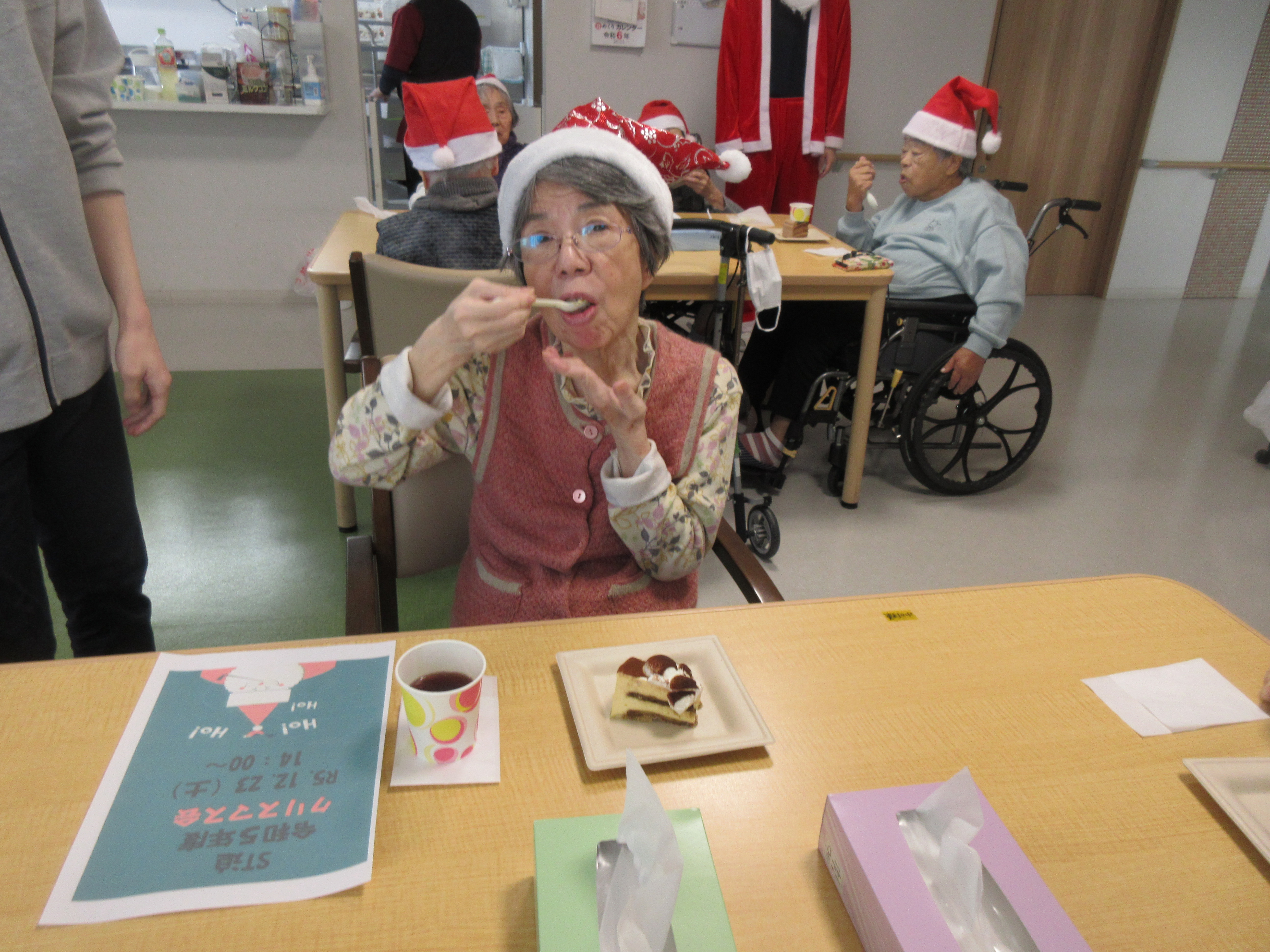 R5.12.23クリスマス会小川様