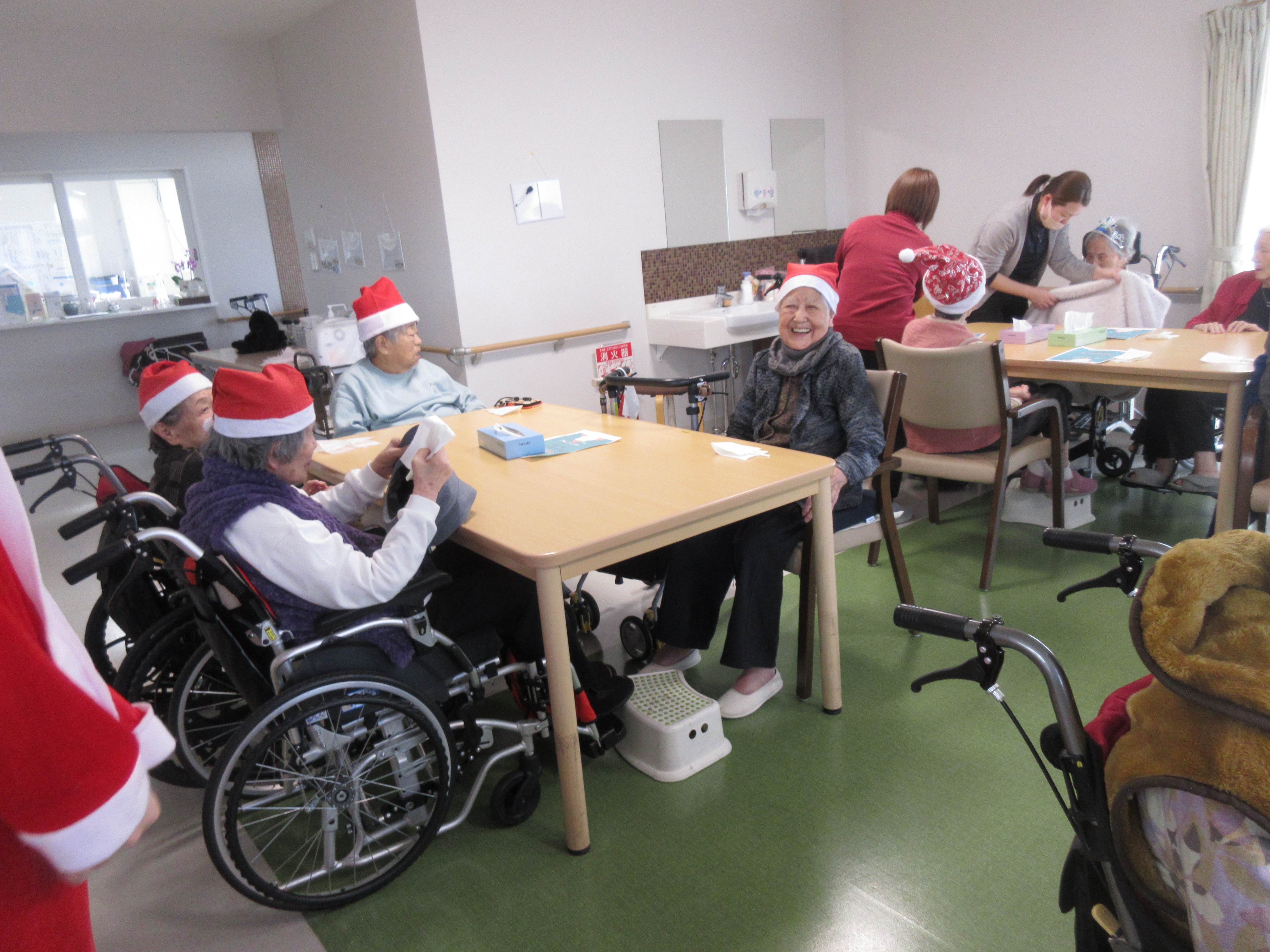 R5.12.23クリスマス会１