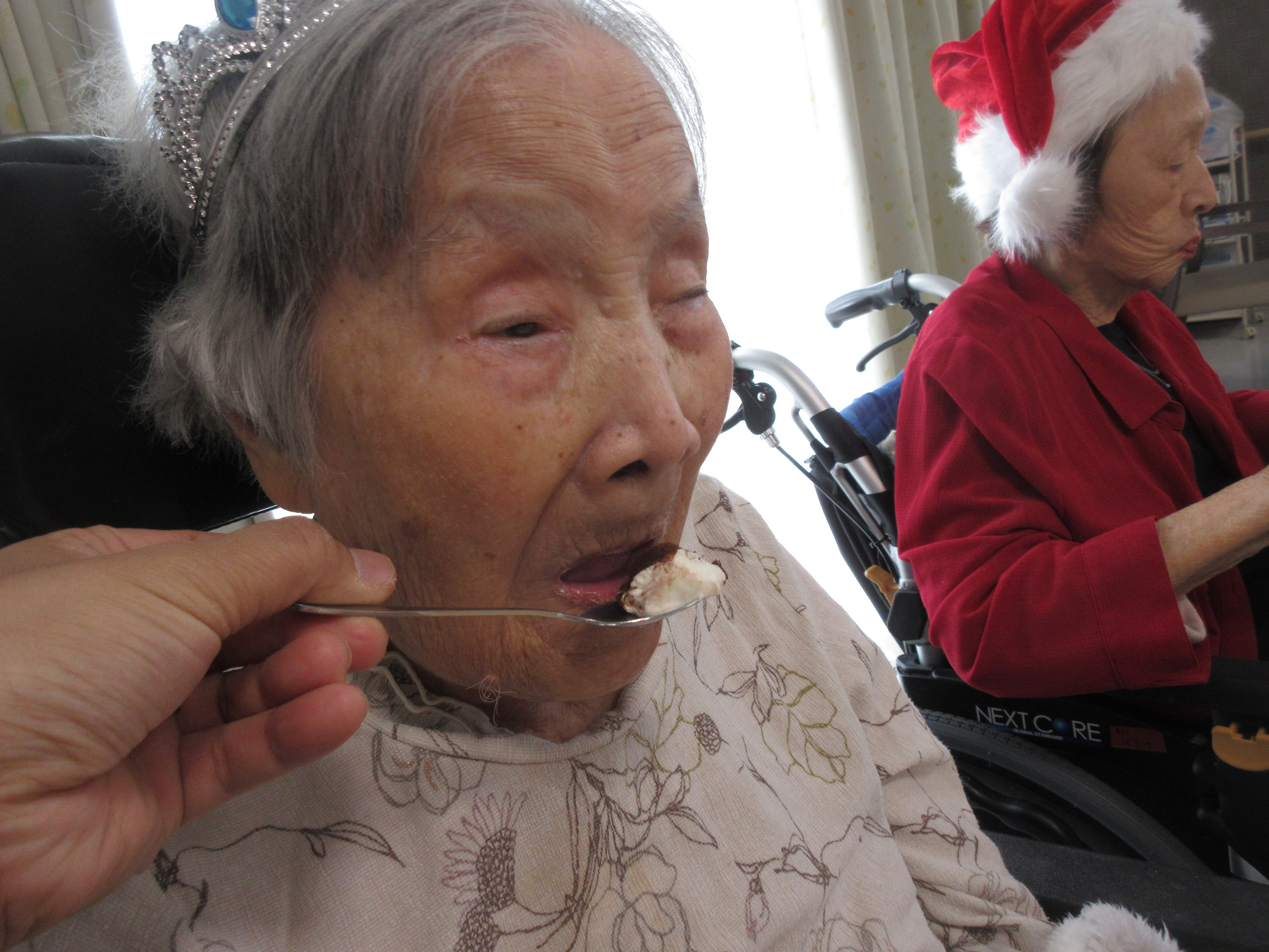 R5.12.23クリスマス会油布様１