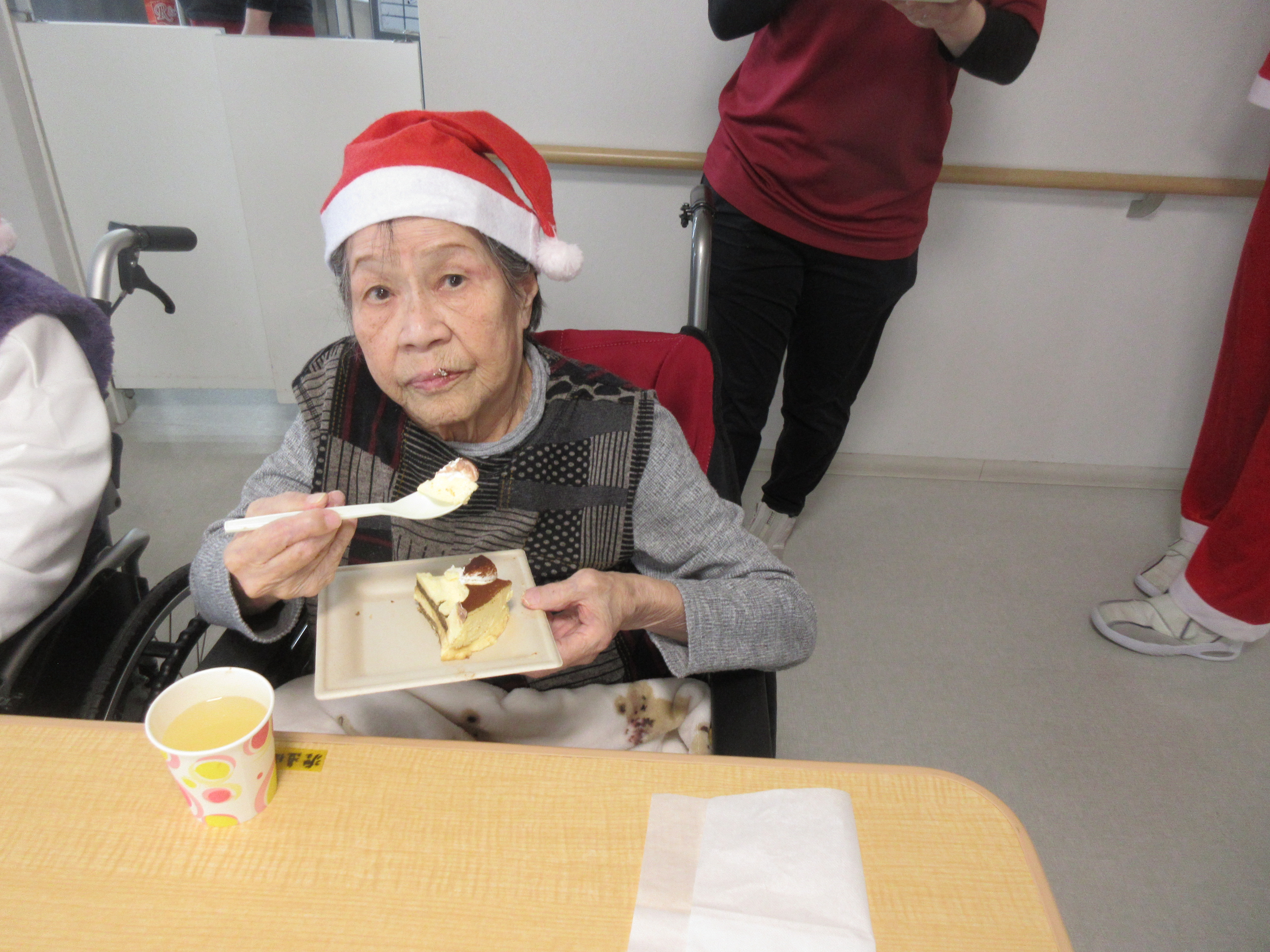 R5.12.23クリスマス会渡邉セツ子様１