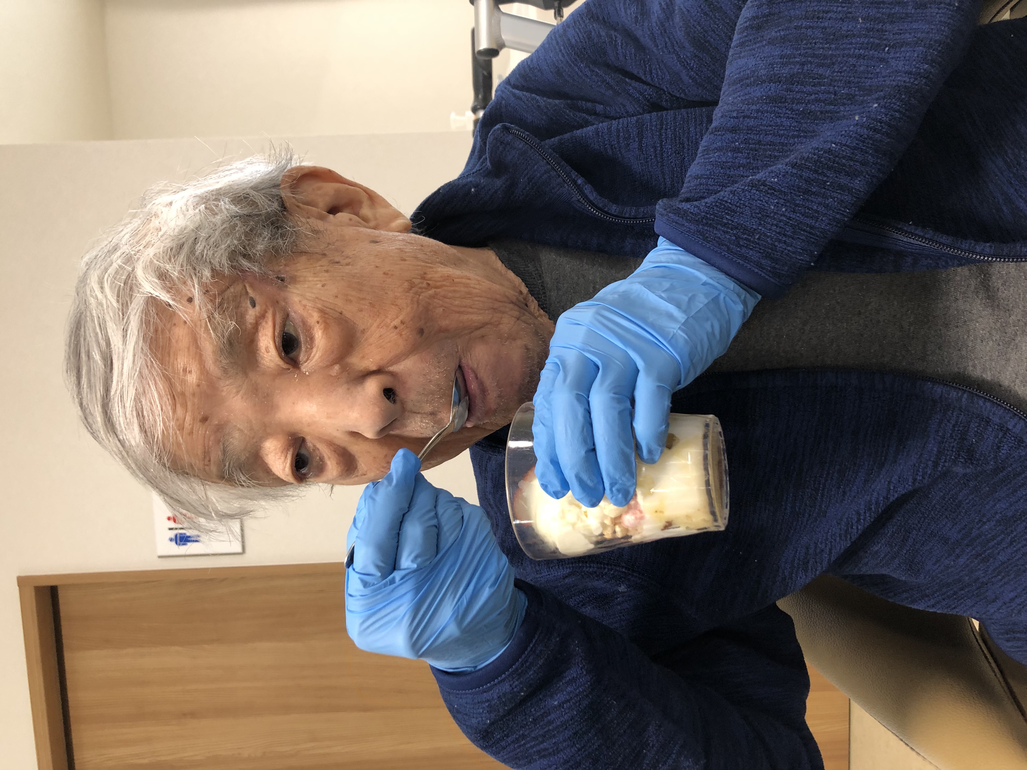 54697120-C259-4FFD-9AE9-3A516669B795