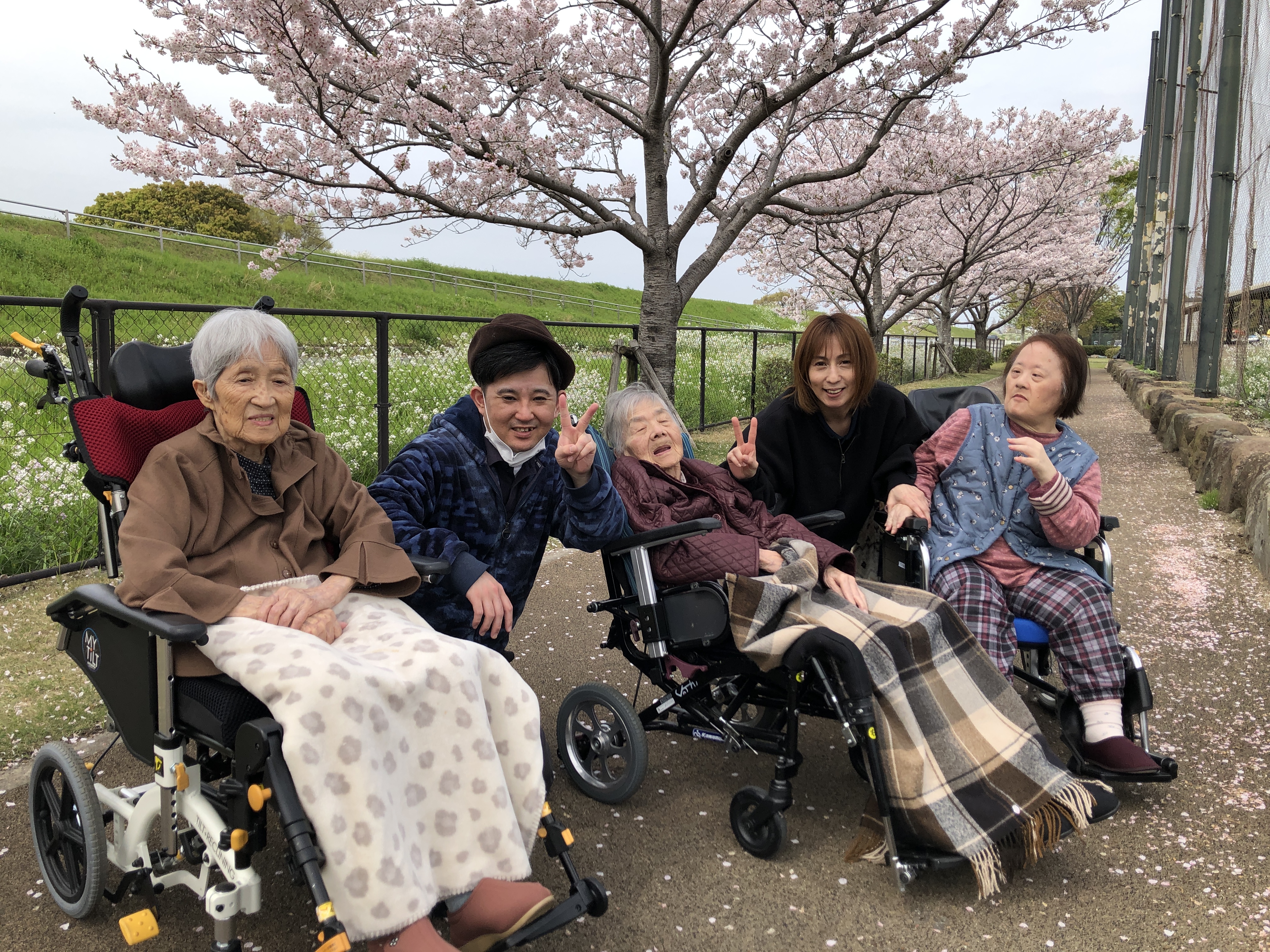 DBA312D0-1F8B-4C10-9576-F5794AE03E72