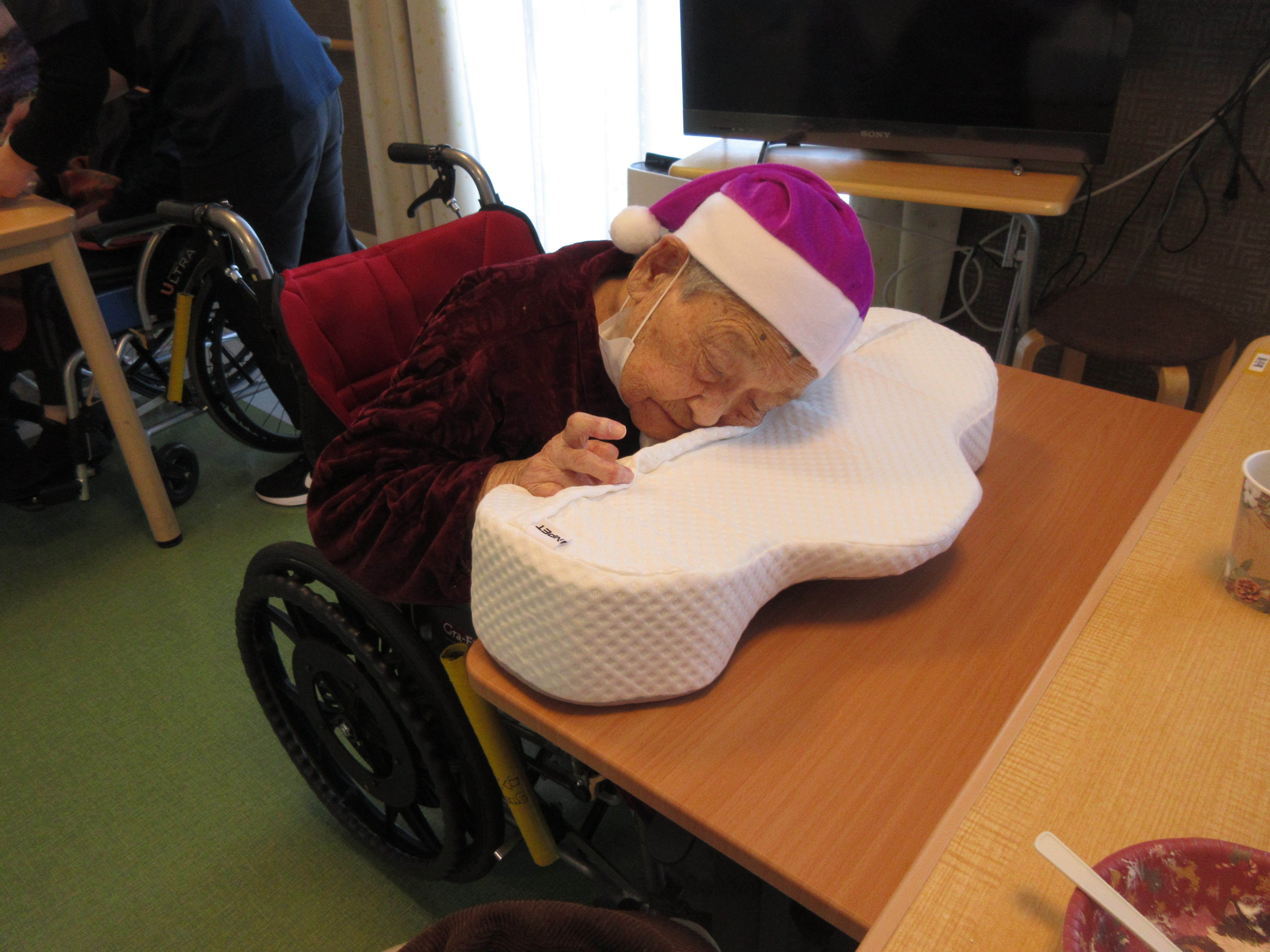 R7.12.27クリスマス会島谷様３