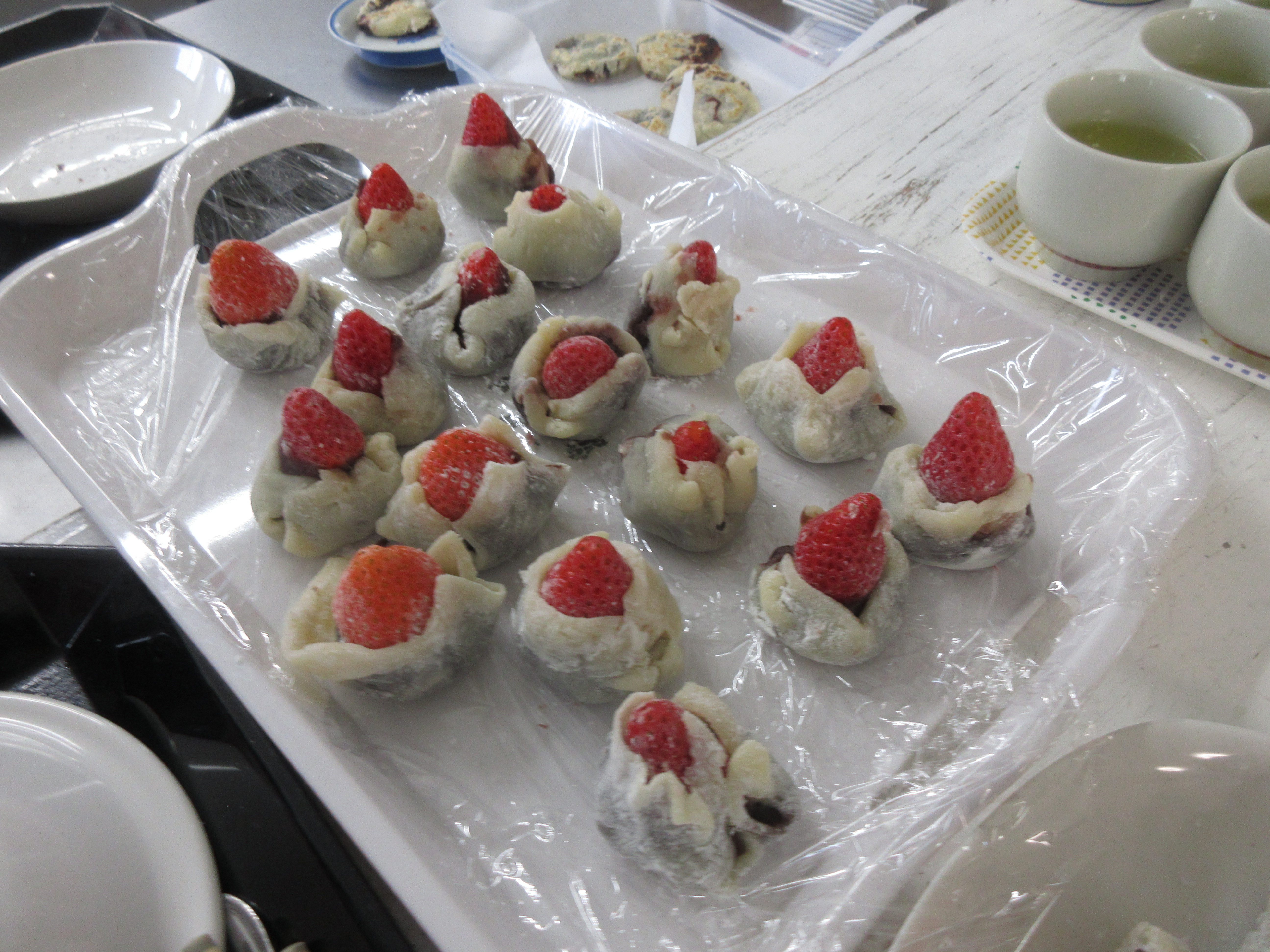 R8.3.28梅が枝餅＆いちご大福作り (2)