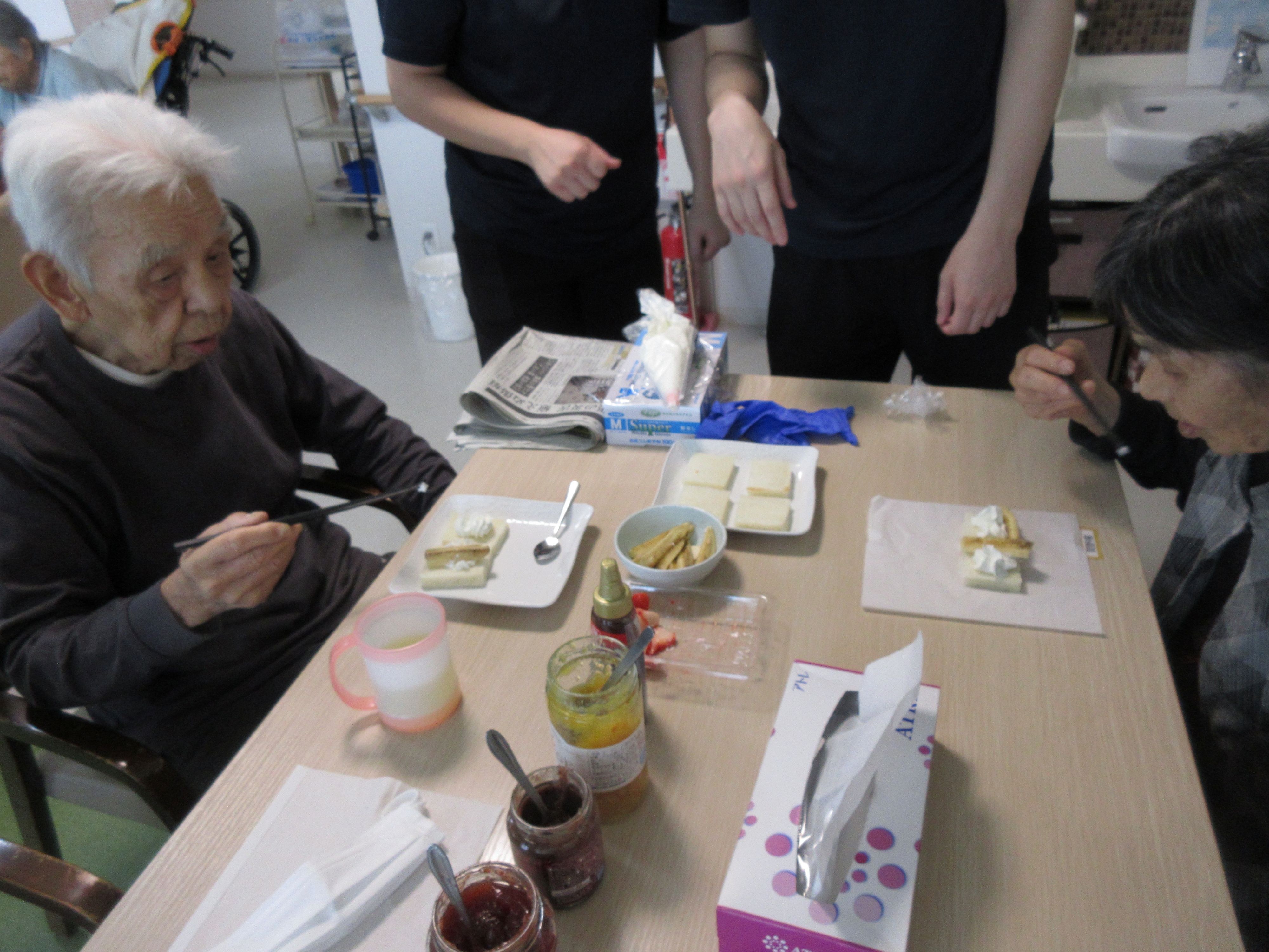 R8.4.27　フルーツサンド作り和男様